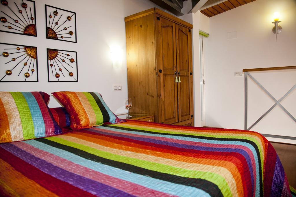 Apartamentos La Casa De La Alameda เมดินาซิโดเนีย ห้อง รูปภาพ